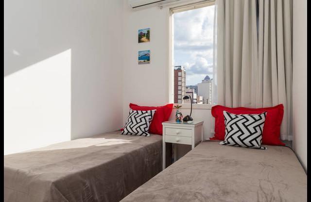Ocean Breeze - 3 Quartos, 2 Banheiros, Garagem, Ar Condicionado, Moderno, Silencioso, Andar Alto, Vista Livre, Internet 250mbps, 2 Tvs Smart, Ipanema, Metro, Porteiros 24 Hrs E Segurança 24hrs, 2 Elevadores * Rio de Janeiro